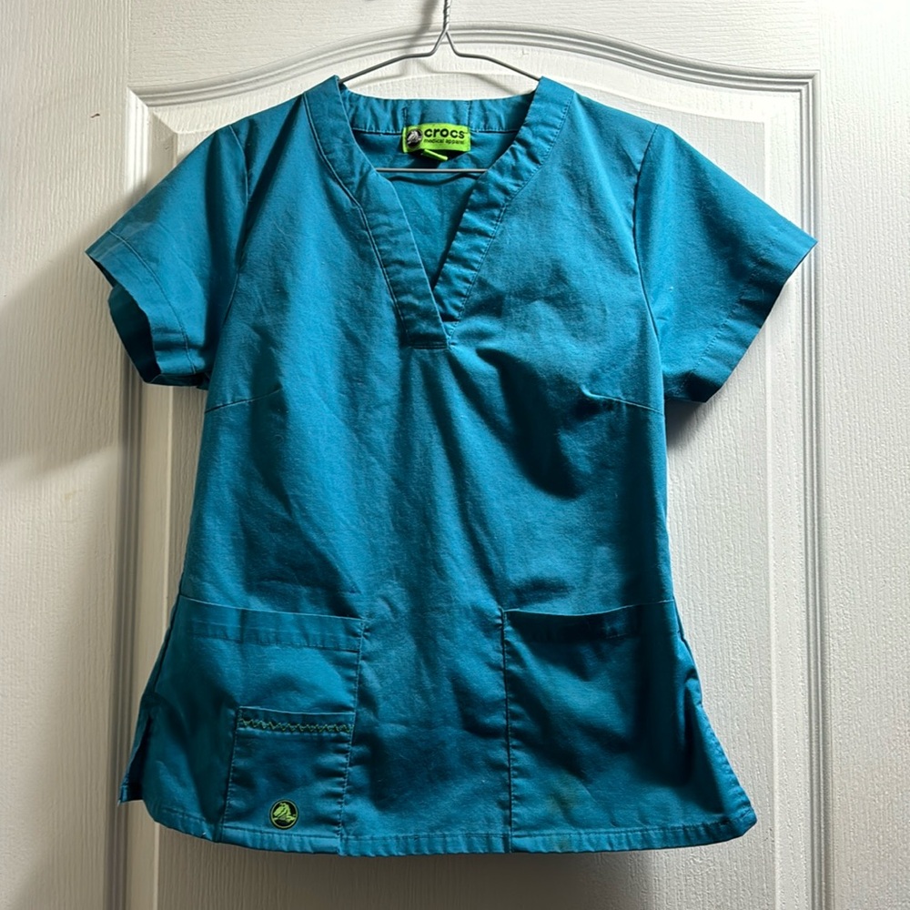 6 scrub tops